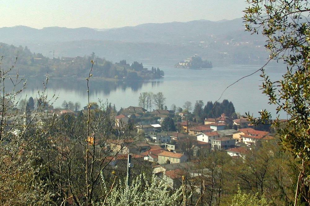 View of Pettenasco