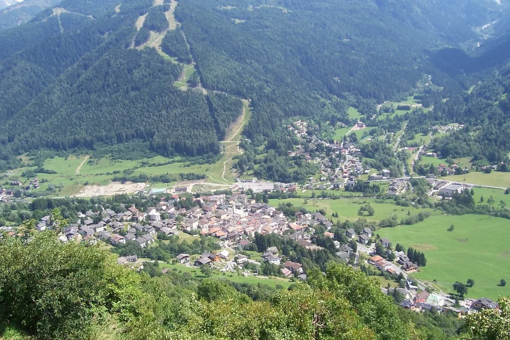 View of Temù